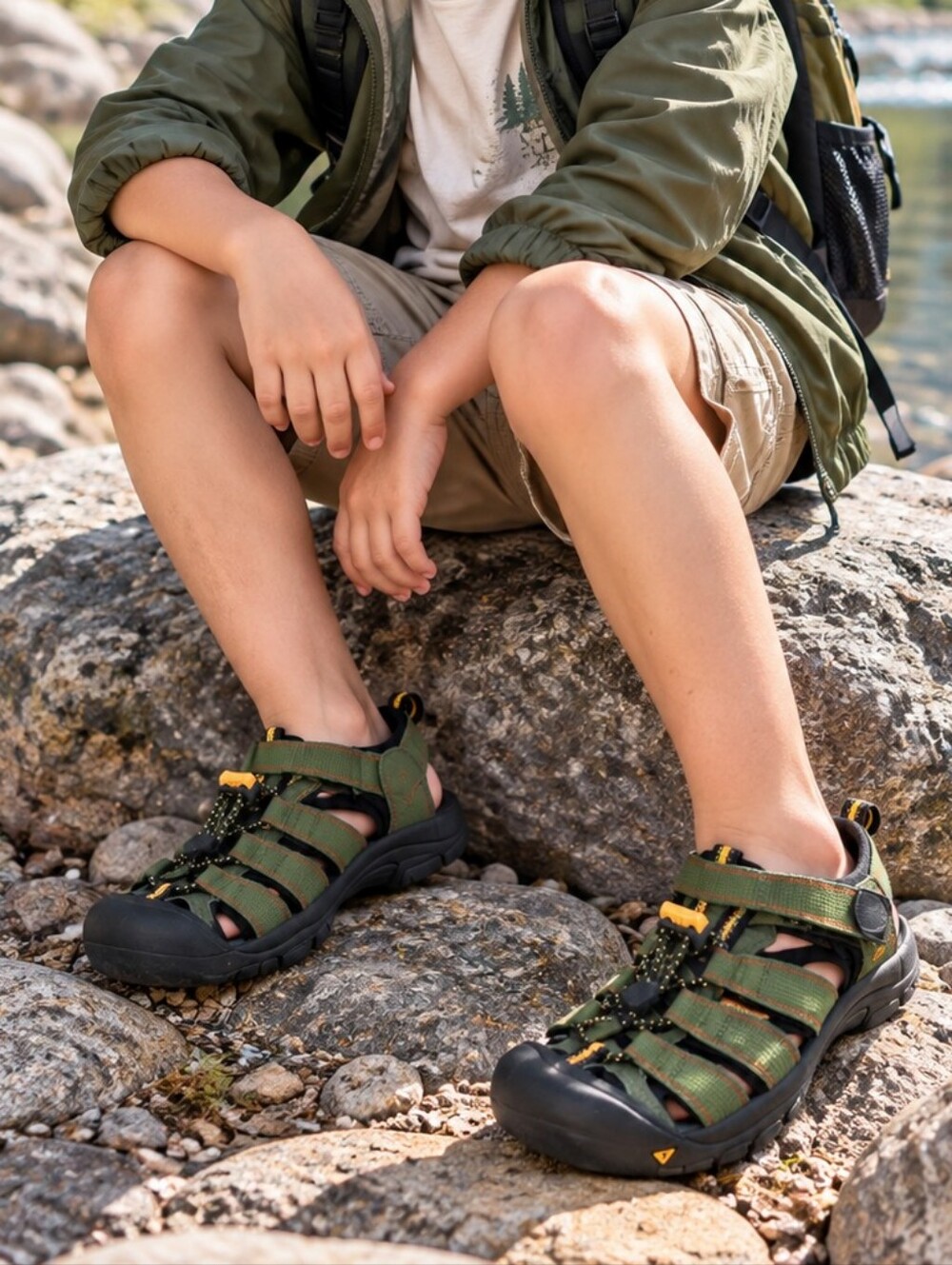 KEEN Kids Newport H2 Green Waterproof Closed Toe Sandals US 2